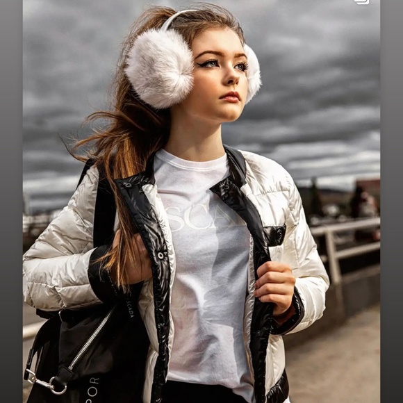 Escada jacket - Picture 2 of 2